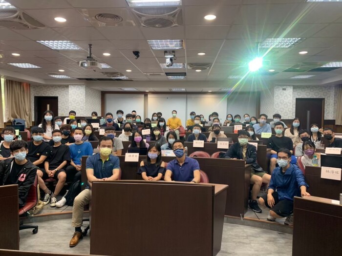 【職涯活動】邱奕捷經理-達利斯數位辨識與安全部-專題演講(2021.10.21)圖片