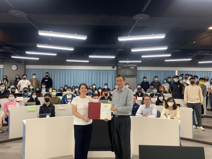 【專題演講】資管系11/11：半導體工廠的智能製造(黃裕峰處長-台積電智能製造中心)圖片